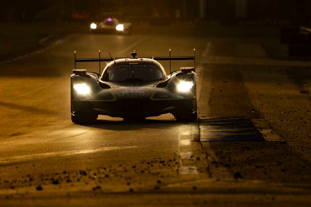 24 HEURES DU MANS 2026 - RACE - SATURDAY 009 RIBERAS Alex (esp), SORENSEN Marco (dnk), DE ANGELIS Roman (can), Aston Martin THOR Team, Aston Martin Valkyrie 009, Hypercar, action during the 24 Hours of Le Mans 2026, 3rd round of the 2026 FIA World Endurance Championship, on June 13, 2026 on the Circuit des 24 Heures du Mans in Le Mans, France - Le MansFrance  Copyright: xJULIENxDELFOSSEx