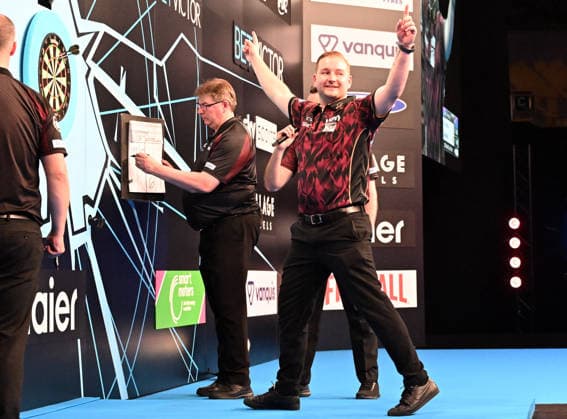 11.06.2026, xhbx, Dart World Cup of Darts 2026, v.l. Dimitri Van den Bergh (Belgien) (DFL DFB REGULATIONS PROHIBIT ANY USE OF PHOTOGRAPHS as IMAGE SEQUENCES and or QUASI-VIDEO) Frankfurt