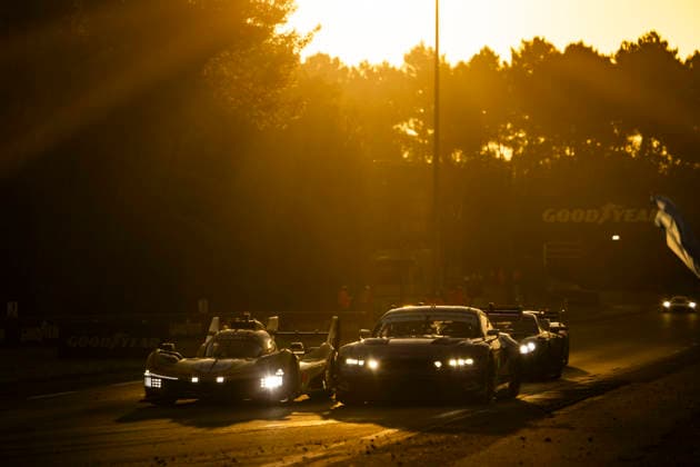 24 HEURES DU MANS 2026 - RACE - SATURDAY 83 YE Yifei (chn), KUBICA Robert (pol), HANSON Phil (gbr), AF Corse, Ferrari 499P 83, Hypercar, 88 GATTUSO Stefano (ita), LEVORATO Giammarco (ita), SARGEANT Logan (usa), Proton Competition, Ford Mustang LMGT3 88, LM GT3, action during the 24 Hours of Le Mans 2026, 3rd round of the 2026 FIA World Endurance Championship, on June 13, 2026 on the Circuit des 24 Heures du Mans in Le Mans, France - Le MansFrance  Copyright: xJULIENxDELFOSSEx