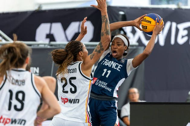 BASKETBALL - FIBA 3x3 World Tour VIENNA,AUSTRIA,14.JUN.26 - BASKETBALL - FIBA 3x3 World Tour. Image shows Ama Degbeon (GER) and Myriam Djekoundade (FRA).  GEPAxpictures xPhilippxBrem