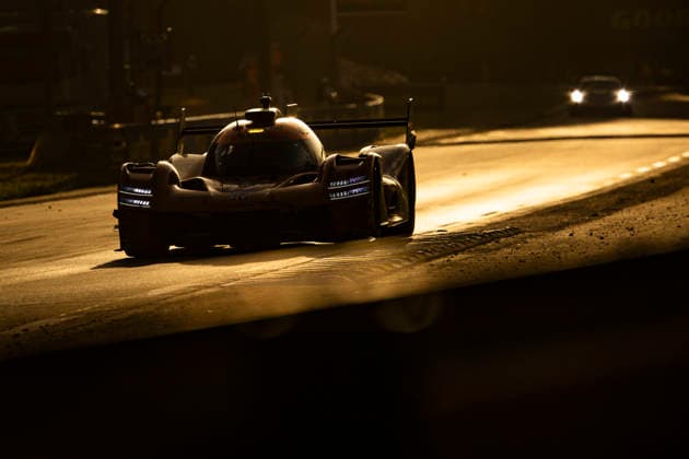 24 HEURES DU MANS 2026 - RACE - SATURDAY 17 LOTTERER AndrÃ (ger), DERANI Pipo (bra), JAUBERT Mathys (fra), Genesis Magma Racing, Genesis GMR-001 17, Hypercar, action during the 24 Hours of Le Mans 2026, 3rd round of the 2026 FIA World Endurance Championship, on June 13, 2026 on the Circuit des 24 Heures du Mans in Le Mans, France - Le MansFrance  Copyright: xJULIENxDELFOSSEx