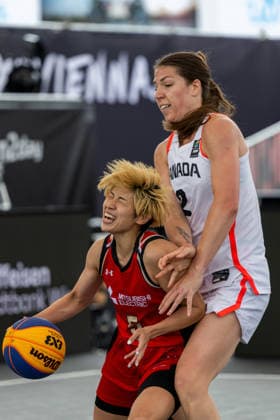 BASKETBALL - FIBA 3x3 World Tour VIENNA,AUSTRIA,14.JUN.26 - BASKETBALL - FIBA 3x3 World Tour. Image shows Fuyuko Takahashi (Mitsubishi Electric) and Katherine Plouffe (CAN).  GEPAxpictures xPhilippxBrem