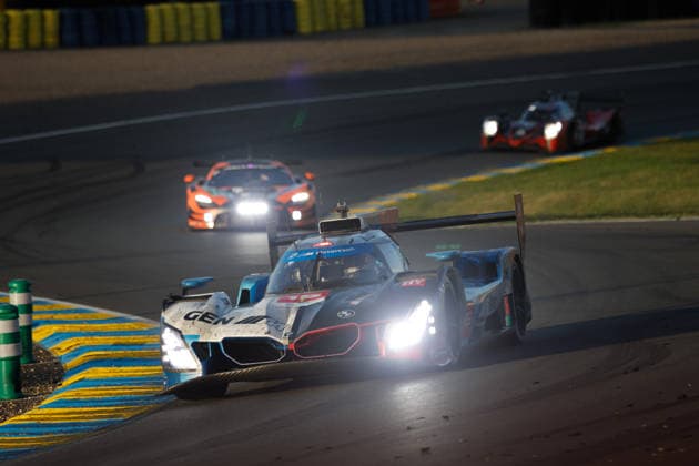 24 HEURES DU MANS 2026 - RACE - SUNDAY 15 MAGNUSSEN Kevin (dnk), MARCIELLO Raffaele (swi), VANTHOOR Dries (bel), BMW M Team WRT, BMW M Hybrid V8 15, Hypercar, action, during the 24 Hours of Le Mans 2026, 3rd round of the 2026 FIA World Endurance Championship, on June 14, 2026 on the Circuit des 24 Heures du Mans in Le Mans, France - Le MansFrance  Copyright: xFREDERICxLExFLOCxHx