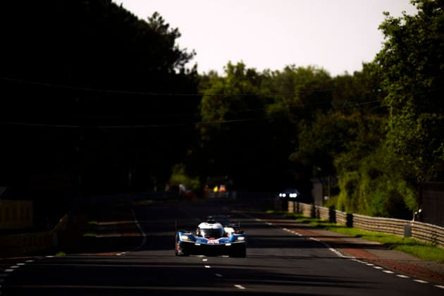 24 HEURES DU MANS 2026 - RACE - SUNDAY 36 MAKOWIECKI FrÃ dÃ ric (fra), GOUNON Jules (fra), MARTINS Victor (fra), Alpine Endurance Team, Alpine A424 36, Hypercar, action during the 24 Hours of Le Mans 2026, 3rd round of the 2026 FIA World Endurance Championship, on June 14, 2026 on the Circuit des 24 Heures du Mans in Le Mans, France - Le MansFrance  Copyright: xFabrizioxBoldonix