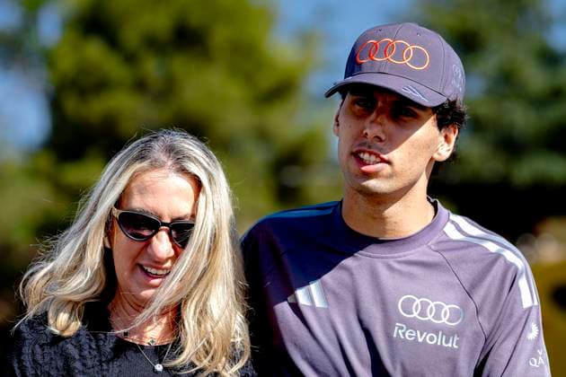 BARCELONA - Formula 1 driver Gabriel Bortoleto of Audi Revolut F1 Team and mother Andrea Bortoleto during the Formula 1 Spain-Catalonia at the Circuit de Barcelona-Catalunya on June 14, 2026 in Barcelona, Spain. (Photo by DeFodi Images) -