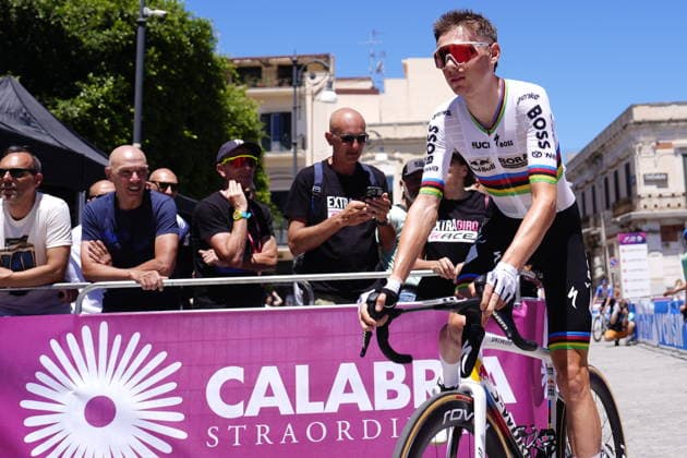 Italy s Lorenzo Mark Finn of Red Bull - Bora - Hansgrohe Rookies during Stage 1 of the Giro Next Generation from Reggio Calabria to Vibo Valentia Italy, Saturday June 14, 2026(Photo Fabio Ferrari LaPresse)  Copyright: xFabioxFerrarix LaPressex