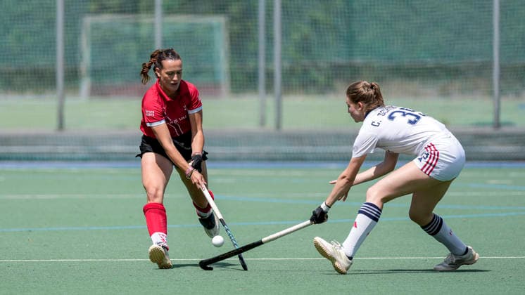 v.li.: Fenna Slawyk (TSVMH, 13), Chiara Schubert (FHC, 39), Zweikampf, Spielszene, Duell, duel, tackle, tackling, Dynamik, Action, Aktion, 14.06.2026, Mannheim (Deutschland), Hockey, 2. Bundesliga Gruppe Süd, Damen, Feudenheimer HC - TSV Mannheim