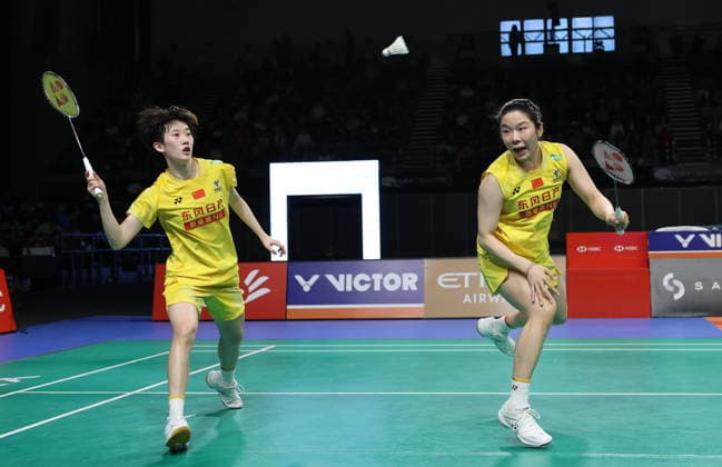 (260614) -- SYDNEY, June 14, 2026 -- Jia Yifan (R) Zhang Shuxian compete during the women s doubles final match between Jia Yifan Zhang Shuxian of China and Febriana Dwipuji Kusuma Meilysa Trias Puspitasari of Indonesia at the Australian Badminton Open 2026 in Sydney, Australia, June 14, 2026. ) (SP)AUSTRALIA-SYDNEY-BADMINTON-AUSTRALIAN OPEN-WOMEN S DOUBLES-FINAL GongxBing 