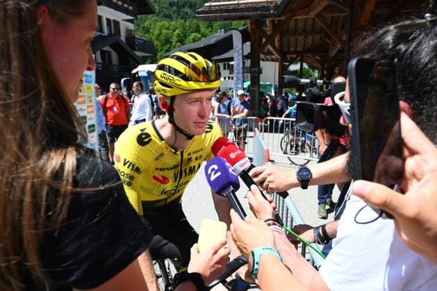 Tour Auvergne - Rhone-Alpes 2026 Stage 8 PLATEAU DE SOLAISON - BRISON, FRANCE - JUNE 14 : Jorgenson Matteo (USA) of Team Visma Lease a Bike during stage 8 of the 78th edition of Tour Auvergne - Rhone-Alpes an UCI World Tour 2.UWT cycling road race stage for Men Elite of 120.1 km with start in Beaufort and finish in Plateau de Solaison - Brison on June 14, 2026 in Plateau de Solaison - Brison, France, 14 06 2026 ( Motordriver Guy De Vuyst - Plateau de Solaison - Brison France  Copyright: xVincentxKalutx