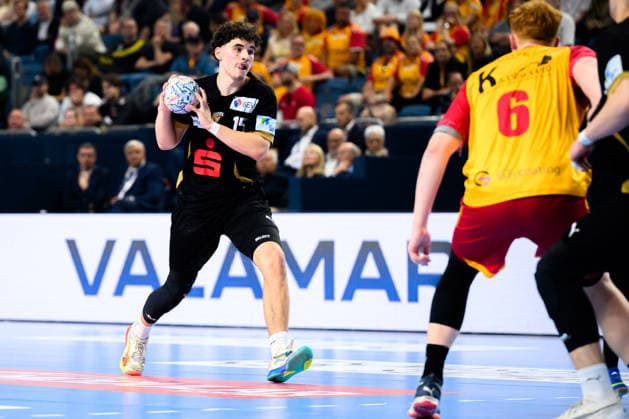 Koeln, Deutschland: Handball EHF Youth Club Trophy - Finale - Fuechse Berlin - GOG Leo Nowak (Berlin) Koeln Lanxess Arena Nordrhein-Westfalen Deutschland