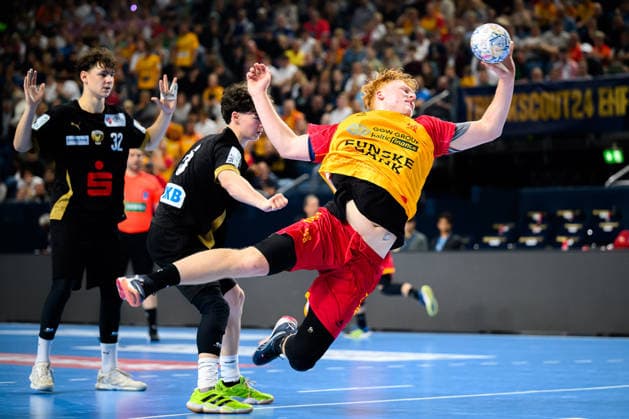 Koeln, Deutschland: Handball EHF Youth Club Trophy - Finale - Fuechse Berlin - GOG Lucas Laursen (GOG) Koeln Lanxess Arena Nordrhein-Westfalen Deutschland