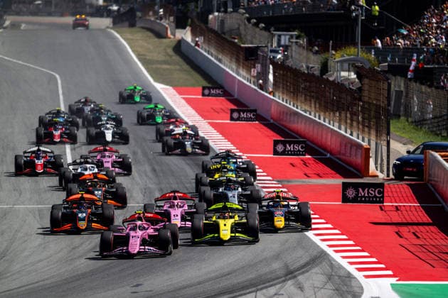 AUTO - FORMULA 2 2026 - BARCELONA Start of the race 01 CAMARA Rafael (bra), Invicta Racing, Dallara F2 2024, action 15 DUNNE Alex (irl), Rodin Motorsport, Dallara F2 2024, action 09 MINI Gabriele (ita), MP Motorsport, Dallara F2 2024, action during the 5th round of the 2026 FIA Formula 2 Championship from June 12 to 14, 2026 on the Circuit de Barcelona-Catalunya, in Montmelo, Spain - MontmeloSpain  Copyright: xALBERTOxVIMERCATIx