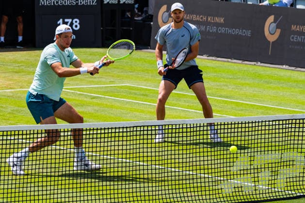 Stuttgart, GERMANY - June 14: Yannik Hanfmann (GER) and Jan-Lennard Struff (GER) during the Singles Final Match between Daniil Glinka (EST) and Stefanos Sakellaridis (GRC) vs. Yannik Hanfmann (GER) and Jan-Lennard Struff (GER) at BOSS OPEN 2026, Tennisanlage Weissenhof on June 14, 2026 in Stuttgart, Germany. Baden-Württemberg Germany Copyright: xTimoxSteinx