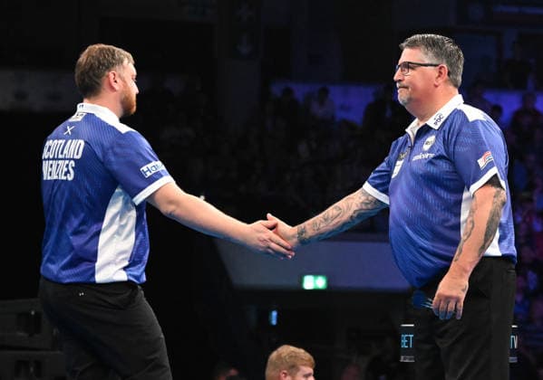 14.06.2026, xhbx, Dart World Cup of Darts 2026, v.l. Cameron Menzies (Schottland), Gary Anderson (Schottland) (DFL DFB REGULATIONS PROHIBIT ANY USE OF PHOTOGRAPHS as IMAGE SEQUENCES and or QUASI-VIDEO) Frankfurt