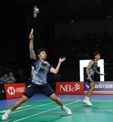 (260614) -- SYDNEY, June 14, 2026 -- Sabar Karyaman Gutama Moh Reza Pahlevi Isfahani (L) compete during the men s doubles final between Chen Boyang Liu Yi of China and Sabar Karyaman Gutama Moh Reza Pahlevi Isfahani of Indonesia at the Australian Badminton Open 2026 in Sydney, Australia, June 14, 2026. ) (SP)AUSTRALIA-SYDNEY-BADMINTON-AUSTRALIAN OPEN-MEN S DOUBLES GongxBing 