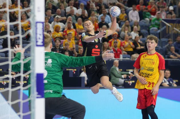 14.06.2026, xtgx, Handball, EHF Youth Trophy Finale, Füchse Berlin - GOG Handbold v.l. Nic Körber (Berlin) wirft Tor, Torschuetze, erzielt Tor, Treffer, scores the goal Koeln