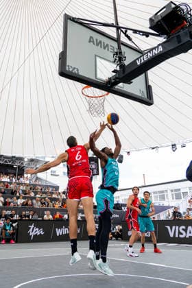 BASKETBALL - FIBA 3x3 World Tour VIENNA,AUSTRIA,14.JUN.26 - BASKETBALL - FIBA 3x3 World Tour. Image shows Worthy de Jong (Amsterdam) and Quincy Diggs (Vienna).  GEPAxpictures xPhilippxBrem
