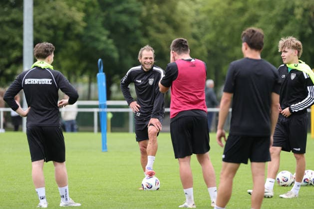 14.06.2026, Fußball, Herren, Regionalliga Bayern, Saison 2026 2027: Trainingsauftakt FC Schweinfurt 05 Spieler des FC Schweinfurt 05 beim Training Schweinfurt Riedel Bau Arena im Sachs-Stadio Bayern Unterfranken Deutschland