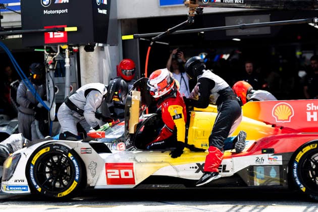 24 HEURES DU MANS 2026 - RACE - SUNDAY 20 FRIJNS Robin (nld), RAST RenÃ (ger), VAN DER LINDE Sheldon (zaf), BMW M Team WRT, BMW M Hybrid V8 20, Hypercar, pitstop, arrÃªt aux stands during the 24 Hours of Le Mans 2026, 3rd round of the 2026 FIA World Endurance Championship, on June 14, 2026 on the Circuit des 24 Heures du Mans in Le Mans, France - Le MansFrance  Copyright: xFabrizioxBoldonix