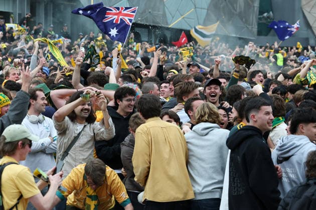 WORLD CUP LIVE SITE, Fans celebrate a goal scored by the Socceroos while watching the FIFA World Cup, WM, Weltmeisterschaft, Fussball Group D Australia versus TuÌˆrkiye match live site at Federation Square in Melbourne, Sunday, June 14, 2026. ( NO ARCHIVING Melbourne Victoria Australia  Copyright: xConxChronisx 20260614162899156174