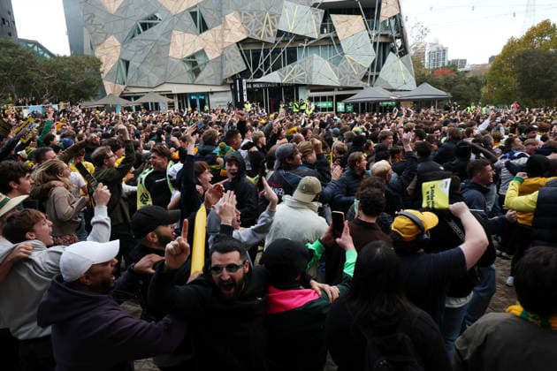 WORLD CUP LIVE SITE, Fans celebrate the Socceroos 2nd goal scored while watching the FIFA World Cup, WM, Weltmeisterschaft, Fussball Group D Australia versus TuÌˆrkiye match live site at Federation Square in Melbourne, Sunday, June 14, 2026. ( NO ARCHIVING Melbourne Victoria Australia  Copyright: xConxChronisx 20260614178989349024