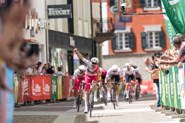 Zielankunft, Sieger Dolomitenradrundfahrt Maximilian KUEN (AUT) Foto:Eibner-Pressefoto Groder Lienz