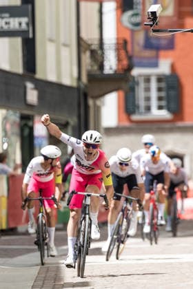 Zielankunft, Sieger Dolomitenradrundfahrt Maximilian KUEN (AUT) Foto:Eibner-Pressefoto Groder Lienz