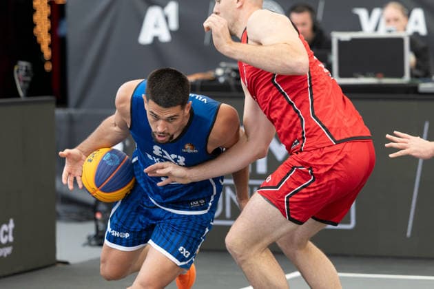 BASKETBALL - FIBA 3x3 World Tour VIENNA,AUSTRIA,14.JUN.26 - BASKETBALL - FIBA 3x3 World Tour. Image shows Ignas Vaitkus (Raudondvaris) and Nenad Nerandzic (UB).  GEPAxpictures xPhilippxBrem