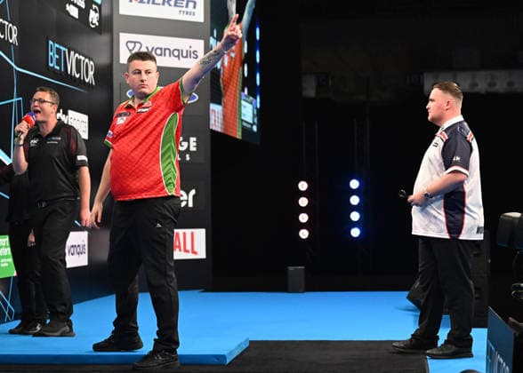 14.06.2026, xhbx, Dart World Cup of Darts 2026, v.l. Nick Kenny (Wales), Luke Littler (England) (DFL DFB REGULATIONS PROHIBIT ANY USE OF PHOTOGRAPHS as IMAGE SEQUENCES and or QUASI-VIDEO) Frankfurt