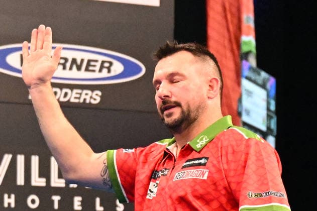 14.06.2026, xhbx, Dart World Cup of Darts 2026, v.l. Jonny Clayton (Wales) enttäuscht, enttäuscht schauend, dissapointed (DFL DFB REGULATIONS PROHIBIT ANY USE OF PHOTOGRAPHS as IMAGE SEQUENCES and or QUASI-VIDEO) Frankfurt