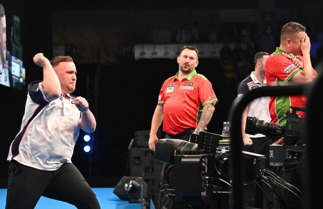 14.06.2026, xhbx, Dart World Cup of Darts 2026, v.l. Luke Littler (England), Jonny Clayton (Wales), Luke Humphries (England), Nick Kenny (Wales) 170 Finish (DFL DFB REGULATIONS PROHIBIT ANY USE OF PHOTOGRAPHS as IMAGE SEQUENCES and or QUASI-VIDEO) Frankfurt