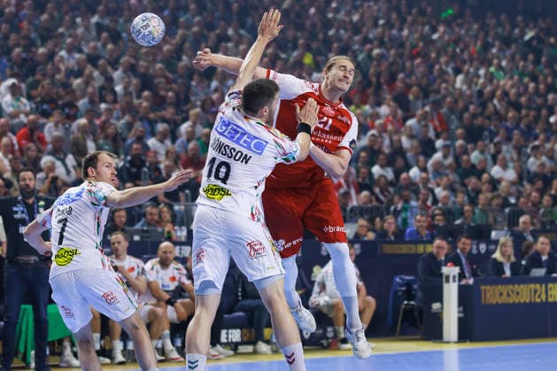 Juri KNORR (Aalborg Handbold, 21) erzielt ein Tor, Aktion, Torwurf GER, Aalborg Handbold vs. SC Magdeburg, Handball, TruckScout24 EHF FINAL4 2026, Spiel um Platz 3, Spielzeit 2025 2026, 14.06.2026,, GER, Aalborg Handbold vs. SC Magdeburg, Handball, TruckScout24 EHF FINAL4 2026, Spiel um Platz 3, Spielzeit 2025 2026, 14.06.2026, Koeln