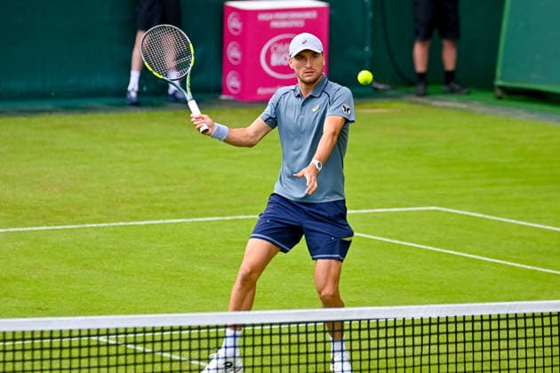Raphael Collignon (Belgien) erwartet einen Ball TERRA WORTMANN Open 2026, Tennis, ATP, Tennis Herren Tennis Herren 500, Turnier, Qualifikation, 14.06.2026, TERRA WORTMANN Open 2026, Tennis, ATP, Tennis Herren 500, Turnier, Qualifikation, 14.06.2026 Halle