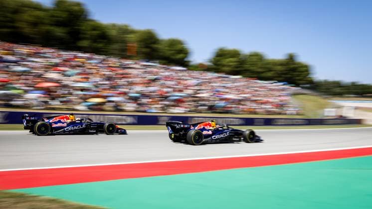 BARCELONA - (lr) Max Verstappen (Red Bull Racing), Isack Hadjar (Red Bull Racing) during the Formula 1 Barcelona-Catalonia Grand Prix. SANDER KONING ANP xVIxANPxSportx xxANPxIVx 560992864 originalFilename: 560992864.jpg