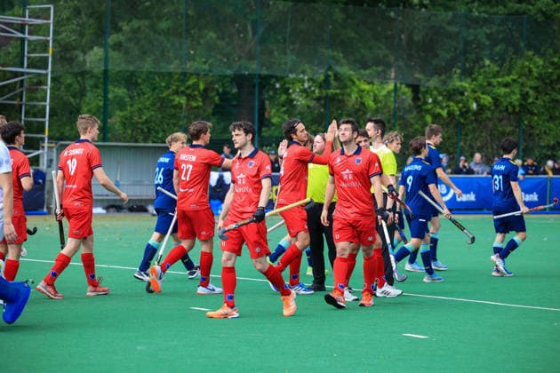 2026_06_14 , Zehlendorfer Wespen vs Berliner Hockey Club, Feldhockey,1. BL , Männer, Clubanlage Wespennest Vor dem Spiel, faires Abklatschen der Teams Berlin Berlin Germany