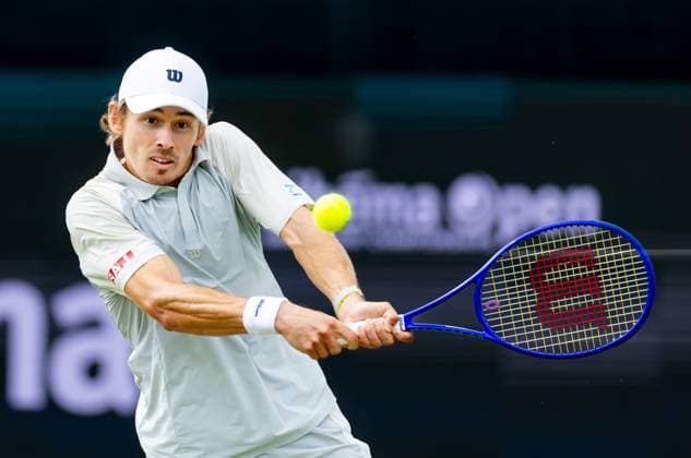 DEN BOSCH - Alex de Minaur (AUS) during the ATP, Tennis Herren singles final against Kamil Majchrzak (POL) at the 2026 LibÃ ma Open. The combined ATP WTA, Tennis Damen tournament is being held on the grounds of the former Autotron car theme park. IRIS VAN DEN BROEK ANP xVIxANPxSportx xxANPxIVx 560993265 originalFilename: 560993265.jpg