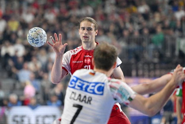 Juri Knorr (AH), Felix CLAAR (SCM) Aktion. Handball Champions League Final Four 2026, Spiel um Platz 3., Aalborg Handbold (AH) - SC Magdeburg (MD), am 14.06.2026 in Koeln Deutschland. Â