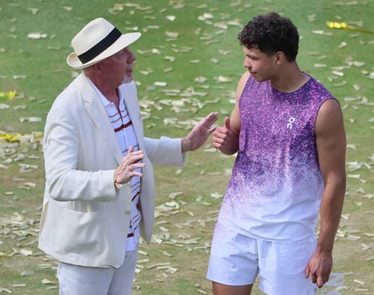 14.06.2026, Boss Open 2026, ATP, Tennis Herren Tour 250 Stuttgart, TTC Weissenhof, Tennis, im Bild: Boris Becker und Ben Shelton im Gespraech