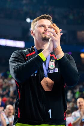Koeln, Deutschland: Handball EHF CL Final 4 - Spiel Platz 3 - Aalborg Handbold - SC Magdeburg Torhueter Sergey Hernandez Ferrer (SC Magdeburg) Koeln Lanxess Arena Nordrhein-Westfalen Deutschland
