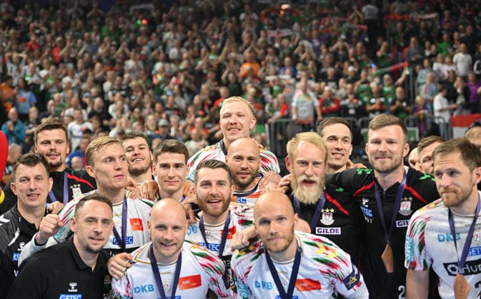 Schlussjubel SC Magdeburg, 3.Platz, Handball Champions League Final Four 2026, Spiel um Platz 3., Aalborg Handbold (AH) - SC Magdeburg (MD), am 14.06.2026 in Koeln Deutschland. Â