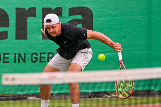 Alex Bolt (Australien) am Netz TERRA WORTMANN Open 2026, Tennis, ATP, Tennis Herren Tennis Herren 500, Turnier, Qualifikation, 14.06.2026, TERRA WORTMANN Open 2026, Tennis, ATP, Tennis Herren 500, Turnier, Qualifikation, 14.06.2026 Halle