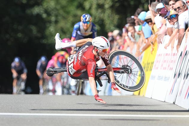 14.06.2026 Leuggern AG , SCHWEIZ, 62. GP Gippingen Sieger Liam Slock BEL Team Lotto Intermarche stuertzt ueber die Ziellinie