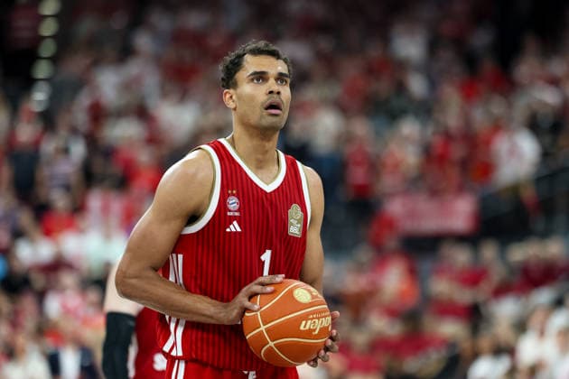 Oscar da Silva (FC Bayern Basketball, 01) mit Ball, GER, FC Bayern Basketball vs. Alba Berlin, Basketball, easycredit Basketball Bundesliga, Playoffs, Finale, Spiel 2, Saison 2025 2026, 14.06.2026, GER, FC Bayern Basketball vs. Alba Berlin, Basketball, easycredit Basketball Bundesliga, Playoffs, Finale, Spiel 2, Saison 2025 2026, 14.06.2026 Muenchen
