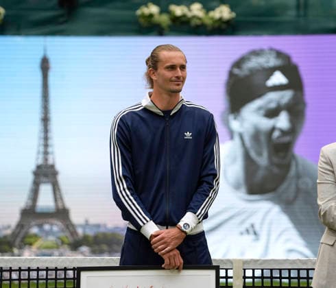 photo : Ehrung für Sascha Zverev für seinen Sieg bei den Franch Open Tennis-Turnier Terra Wortmann Cup - Qualifikationsrunde - im Gerry Weber Sportpark in Halle Westfalen am So. 14.06.2026