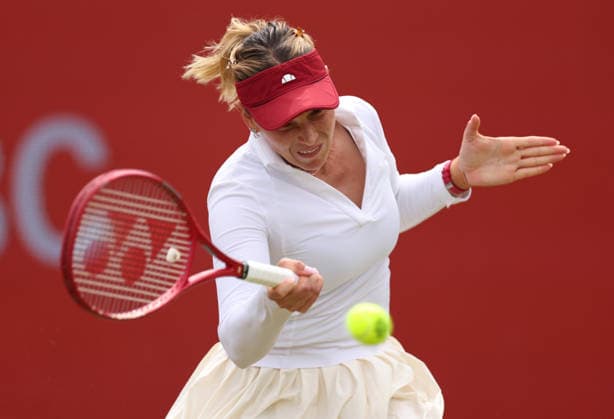 Donna Vekic of Croatia in action HSBC Queen s Club Championships, Day Nine, Tennis, Queen s Club, West Kensington, London, UK - 14 Jun 2026London Queen s Club United Kingdom  Copyright: xEllaxLing Shutterstockx 16920007bf