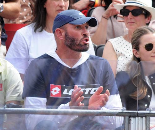 Tennis - HSBC Queen™s Club Championships - Women™s WTA, Tennis Damen 500 Tournament - Queen™s Club, London - Sunday 14th June 2026 Women™s Final Donna Vekic (CRO) Emma Raducanu (GBR) Emma Raducanu coach Andrew Richardson COLORSPORT ANDREW COWIE 