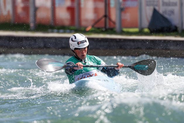 Tereza Kneblova (CZE), Evy Leibfarth (USA), Alena Marx (SUI), Ricarda Funk (GER) bei ICF CANOE SLALOM WORLD CUP, Kanusport, Frauen, Kayak Cross, 2026, am 14.06.2026 in Augsburg, Eiskanal. Bayern Deutschland