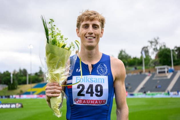 260614 Oskar Edlund, Täby IS, efter herrarnas 400 meter häck under friidrottstävlingen Folksam Grand Prix den 14 juni 2026 i Stockholm.