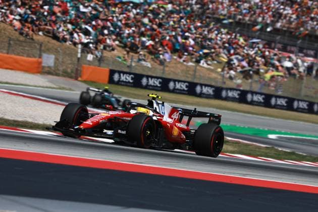 44 HAMILTON Lewis (gbr), Scuderia Ferrari SF-26, action during the Formula 1 Barcelona-Catalunya Grand Prix 2026, 7th round of the 2026 Formula One World Championship, WM, Weltmeisterschaft from June 12 to 14, 2026 on the Circuit de Barcelona-Catalunya, in Montmelo, Spain - Photo: Hoch Zwei Montmelo Spain