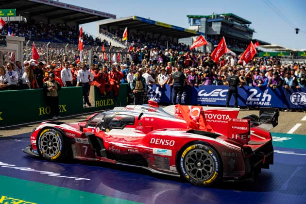 24 HEURES DU MANS 2026 - PODIUM 07 CONWAY Mike (gbr), KOBAYASHI Kamui (jpn), DE VRIES Nyck (nld), Toyota Racing, Toyota TR010 Hybrid 07, Hypercar, parc fermÃ during the podium of the 24 Hours of Le Mans 2026, 3rd round of the 2026 FIA World Endurance Championship, on June 14, 2026 on the Circuit des 24 Heures du Mans in Le Mans, France - Le MansFrance  Copyright: xJULIENxDELFOSSEx